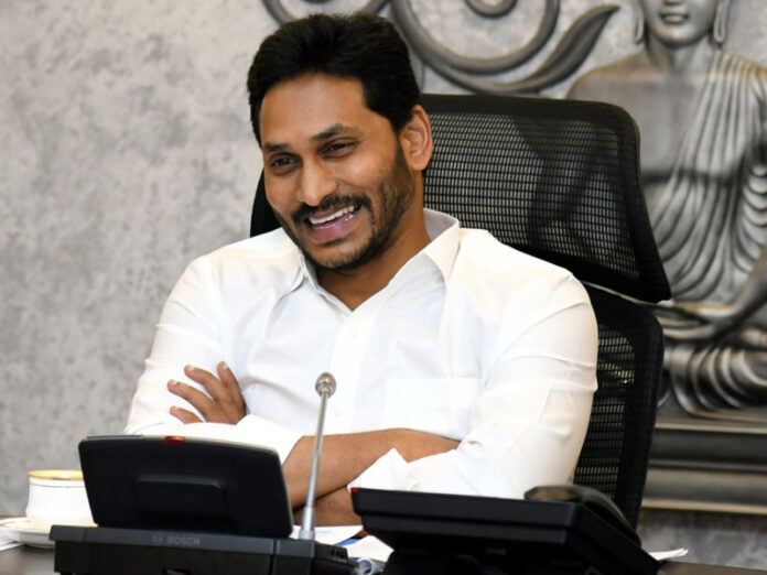 Honor, AP volunteers, Ugadi day, ys jagan, cm ys jagan, volunteer